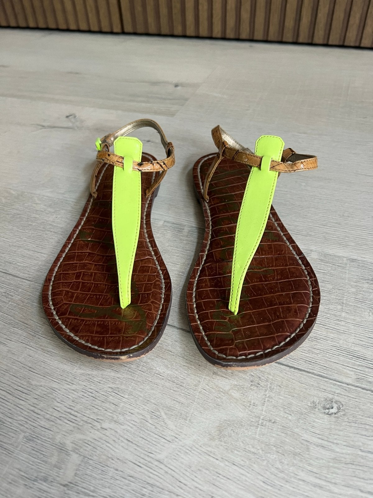 Sam Edelman sandalen maat 37 - Zo goed als nieuw, Kleding | Dames, Schoenen, Ophalen of Verzenden, Zo goed als nieuw, Bruin, Sandalen of Muiltjes