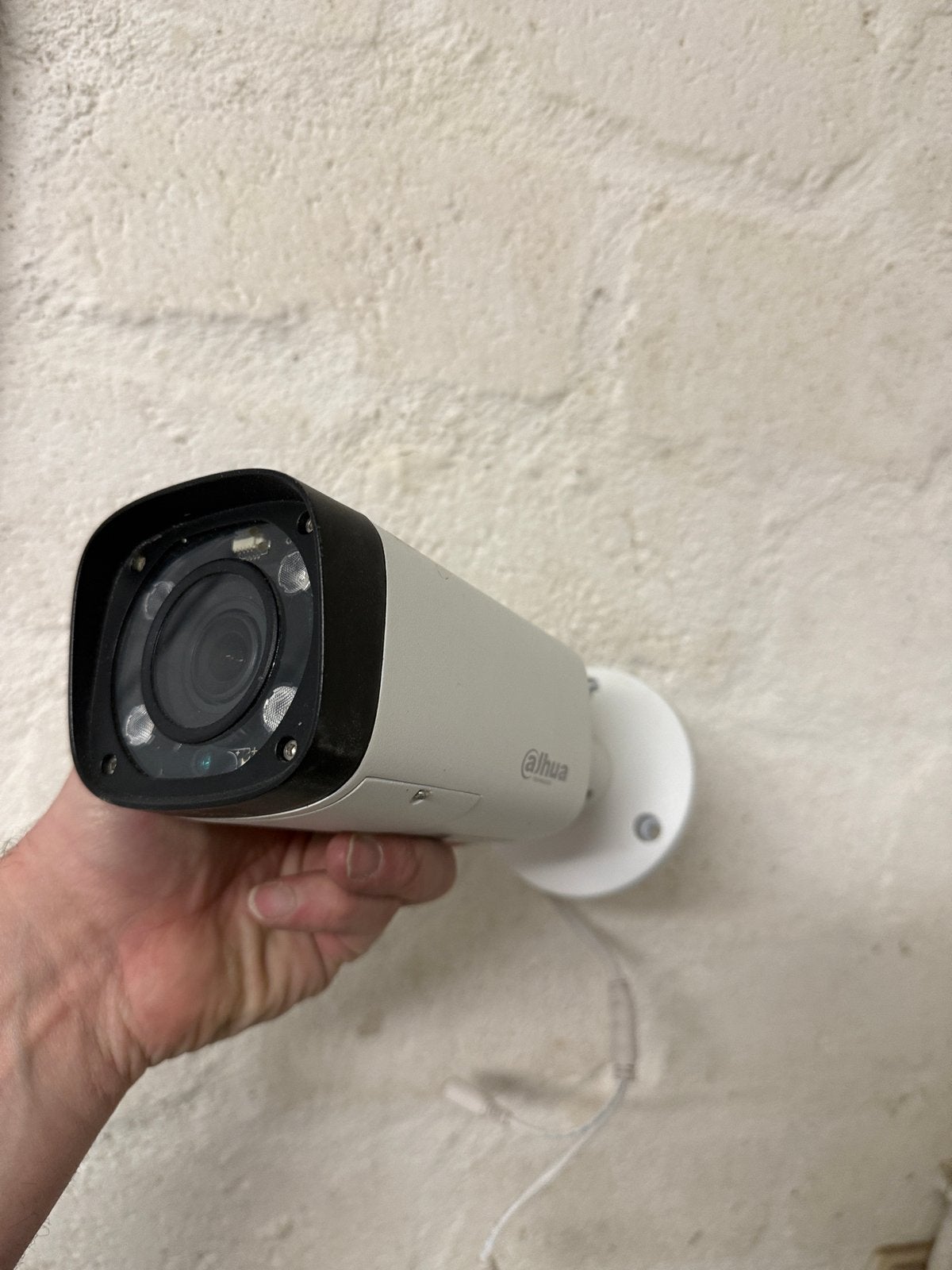 Dahua IP Camera DH-IPC-HFW2230R-ZS-IRE6 Buitencamera, Audio, Tv en Foto, Videobewaking, Gebruikt, -, Verzenden, -