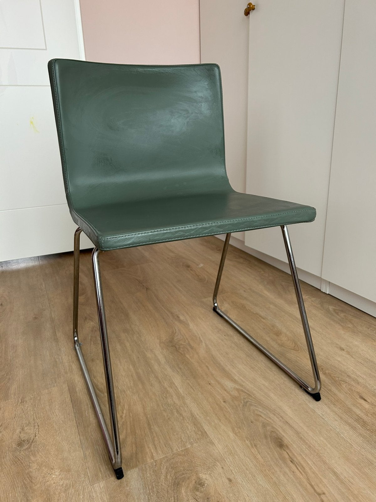 Ikea groenr leren bernhard stoel 2x, Ophalen, Overige kleuren, Leer, Twee