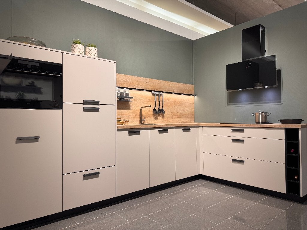 Showroomkeuken Empoli | hoekkeuken | 345+202 | compleet, Ophalen, Wit, Hoekkeuken, Zo goed als nieuw