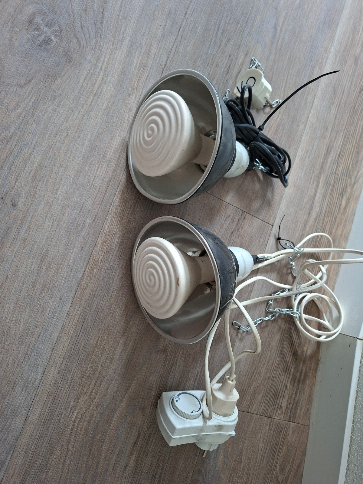 warmtelamp 2 stuks incl 1 dimmer, Ophalen