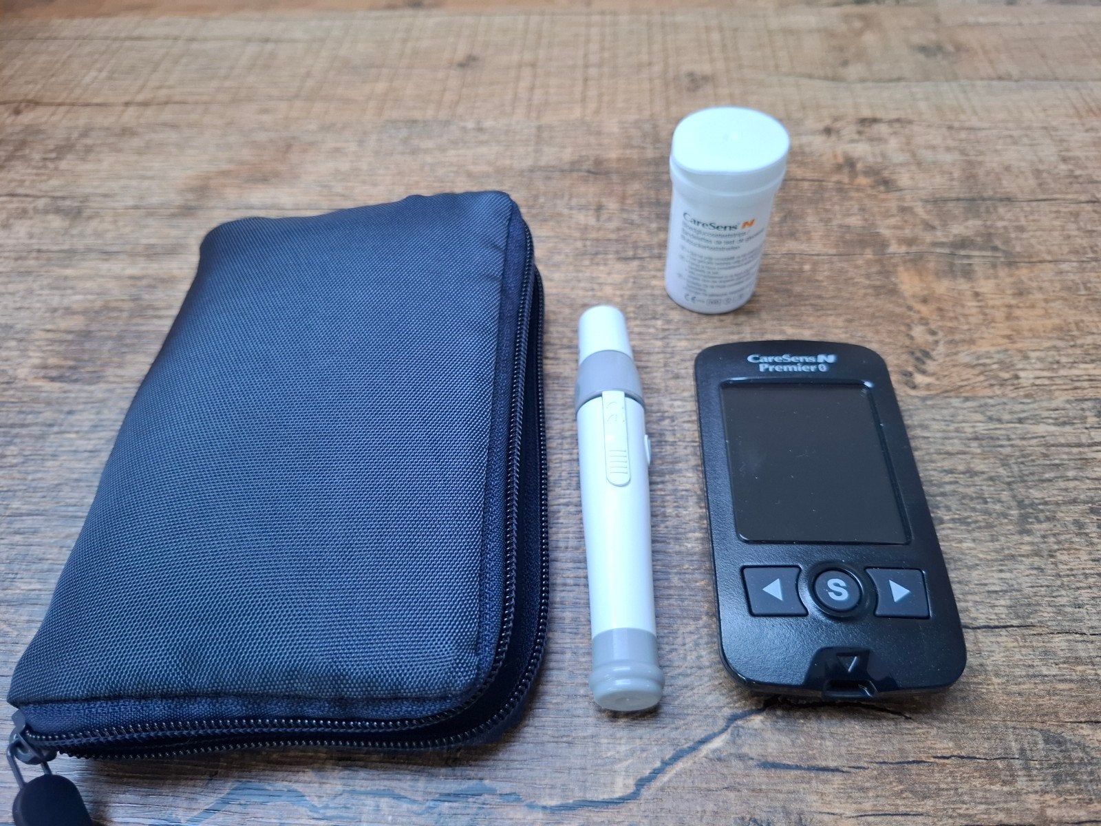 caresens n glucosemeter, Diversen, Verpleegmiddelen, Ophalen of Verzenden, Gebruikt