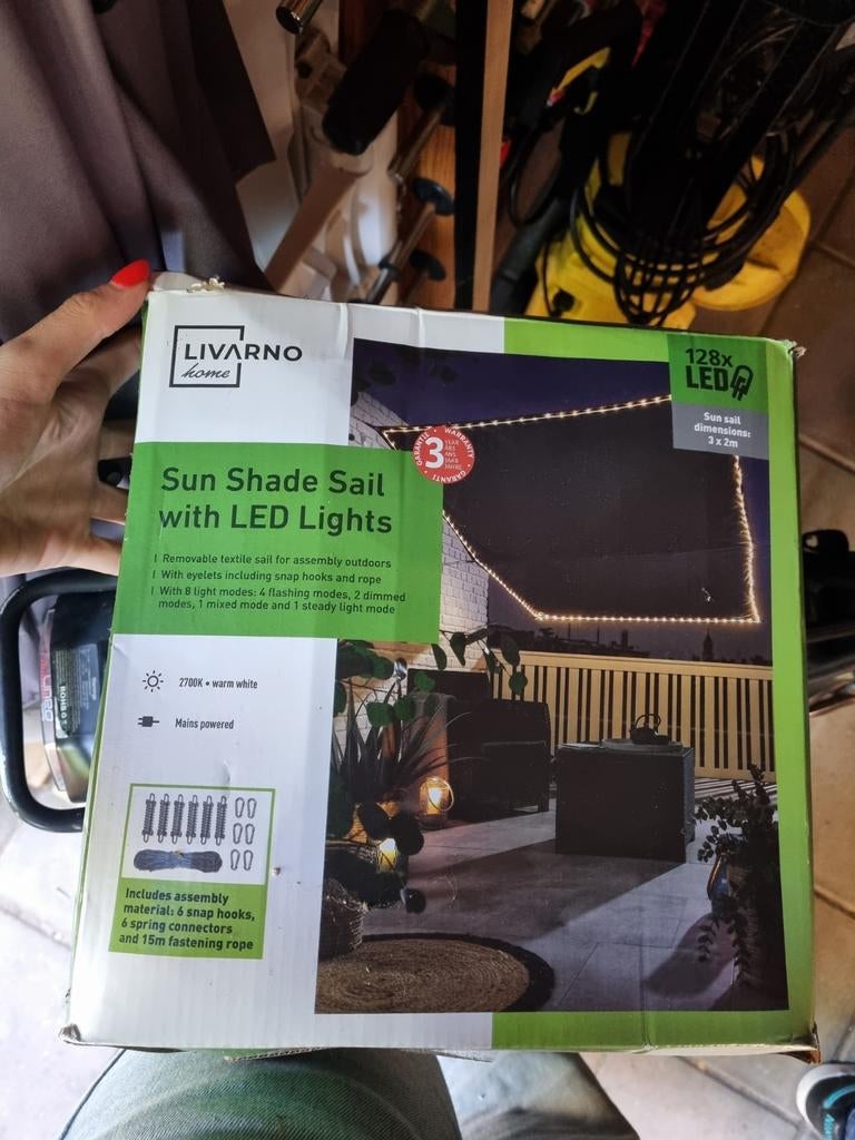 Schaduwdoek 3x2 meter met LED verlichting. Nieuw in doos!, Tuin en Terras, Schaduwdoeken, Ophalen, Nieuw