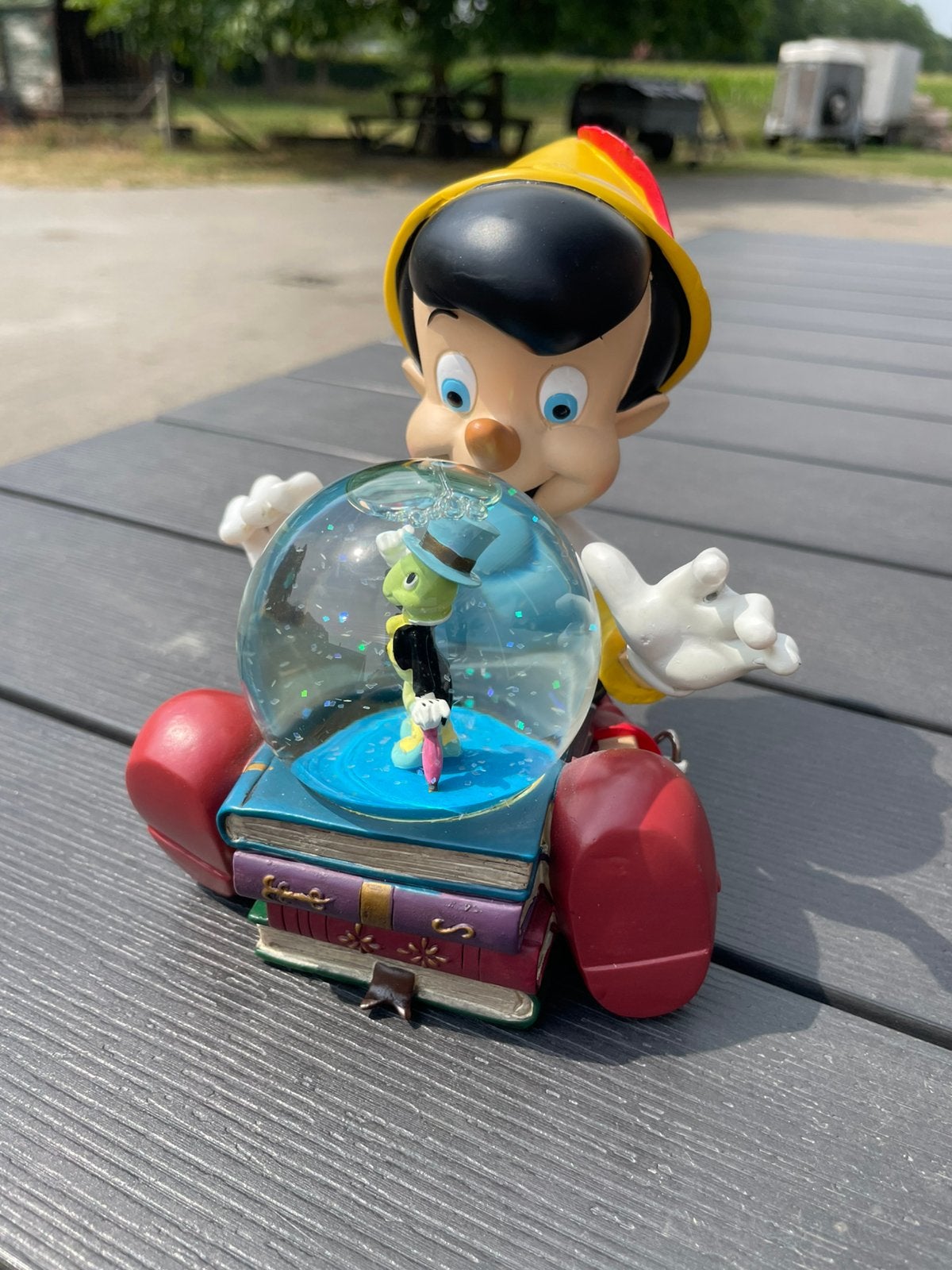 Disney Pinokkio sneeuwbal met muziek, Ophalen of Verzenden, Zo goed als nieuw, Beeldje of Figuurtje