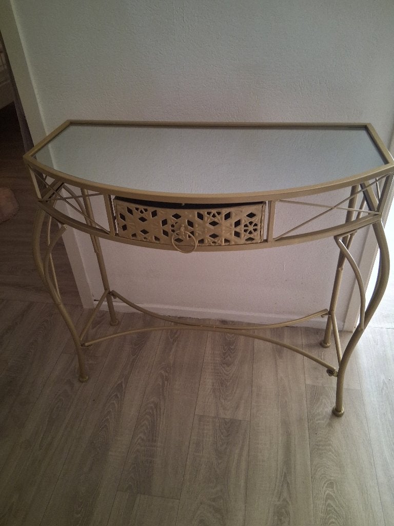Side tafel, Ophalen, 100 tot 150 cm, Zo goed als nieuw, Metaal
