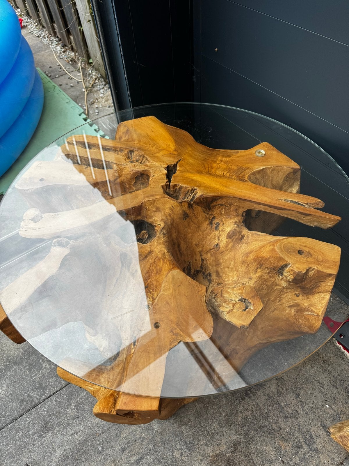 Unieke Teakhouten Salontafel met Glazen Blad, Ophalen, 50 – 75, Gebruikt, 50 tot 100 cm