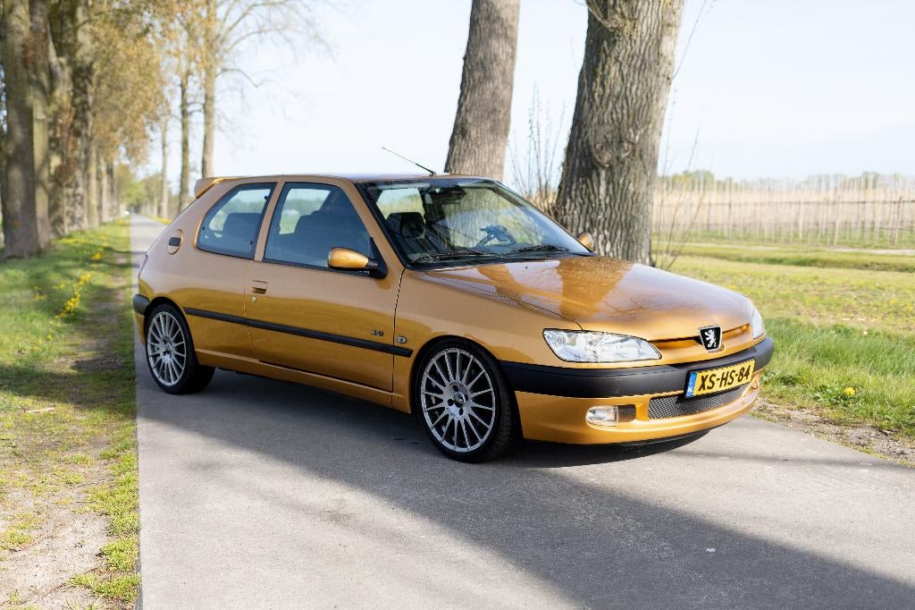 Peugeot 306 2.0 XSI 16V 1999 Geel, Voorwielaandrijving, 1998 cc, Zwart, 4 cilinders
