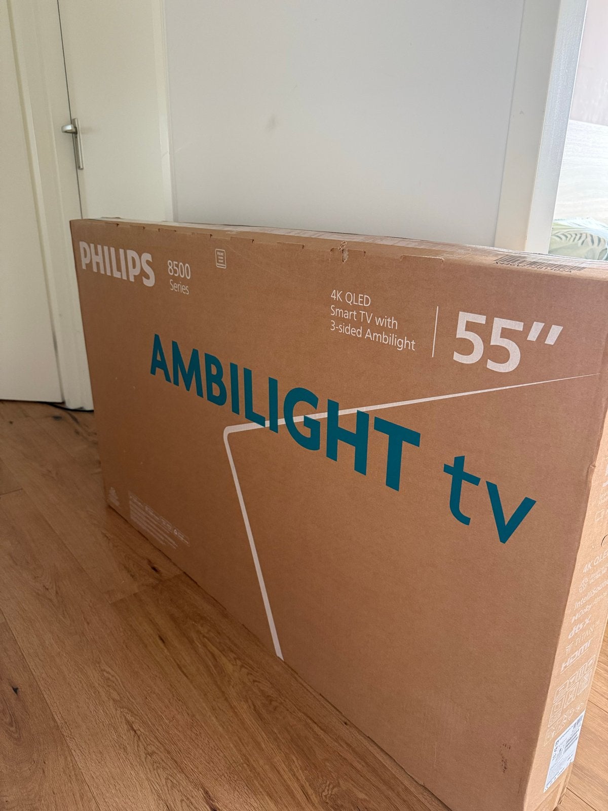 Nieuw Philips 8500 Series 55" 4K QLED Smart TV met Ambilight, Ophalen, Philips, QLED, Nieuw