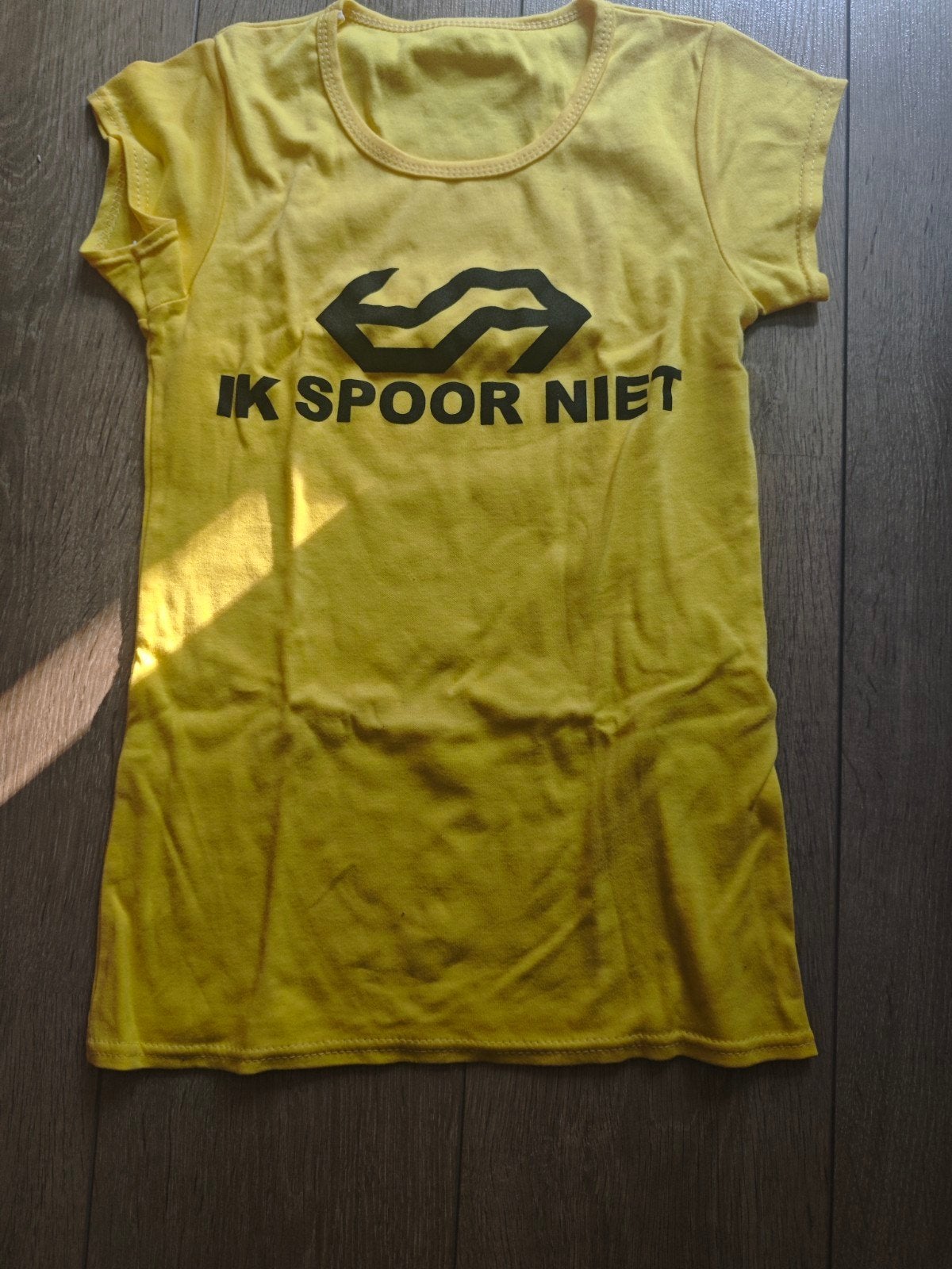 Geel T-shirt "Ik spoor niet" - Maat S, Geel, Ophalen of Verzenden, Korte mouw, Maat 36 (S)