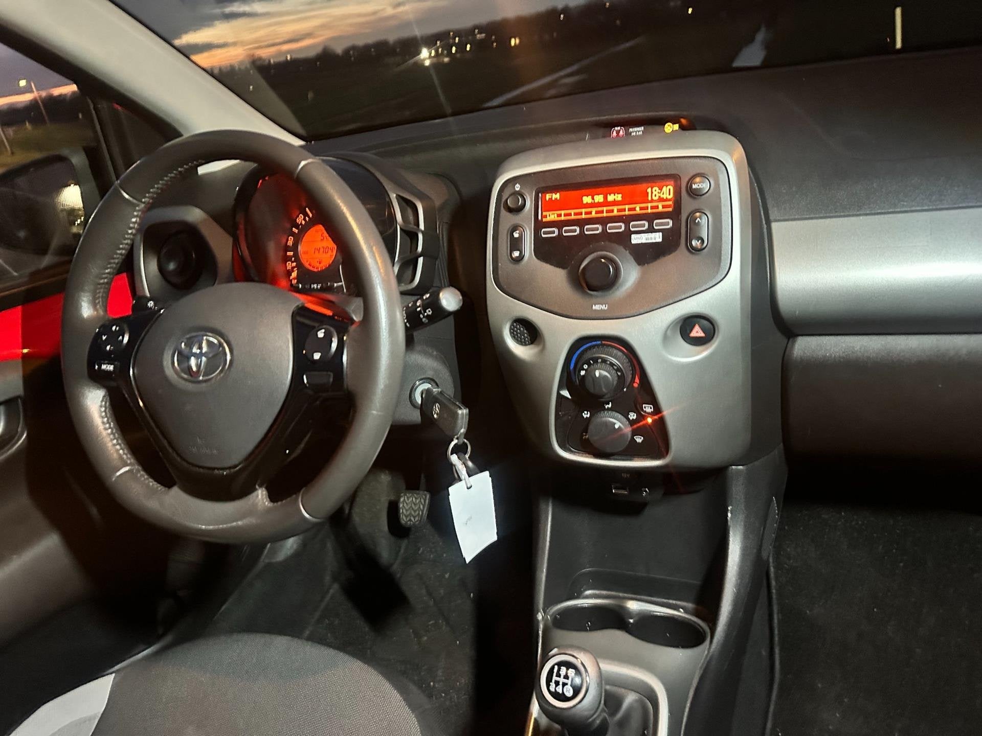 Foto 10 van Toyota Aygo 1.0 5Drs NAP ( Netto prijs €4090 ) Cruise Cont