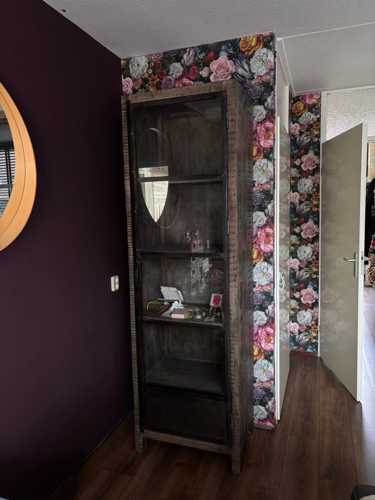 Robuuste vitrine kast!, Huis en Inrichting, Kasten | Vitrinekasten, Ophalen, Met plank(en), 200 cm of meer, 50 tot 100 cm