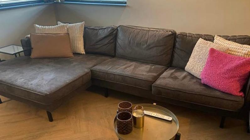 Be pure home rodeo Hoekbank met chaise longue Modern Design, Ophalen, Zo goed als nieuw, Metaal