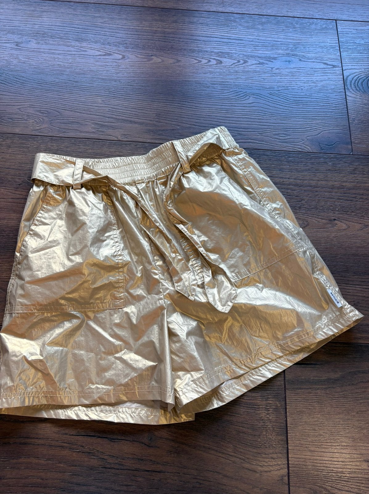 Gouden korte broek 180/188, Kinderen en Baby's, Ophalen of Verzenden, Zo goed als nieuw, Meisje, Broek