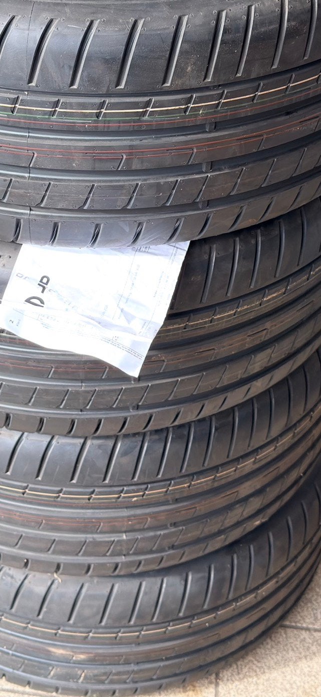 NEW GoodYear Eagle F1  265/40//20, Ophalen, 265 mm, Nieuw, Band(en)
