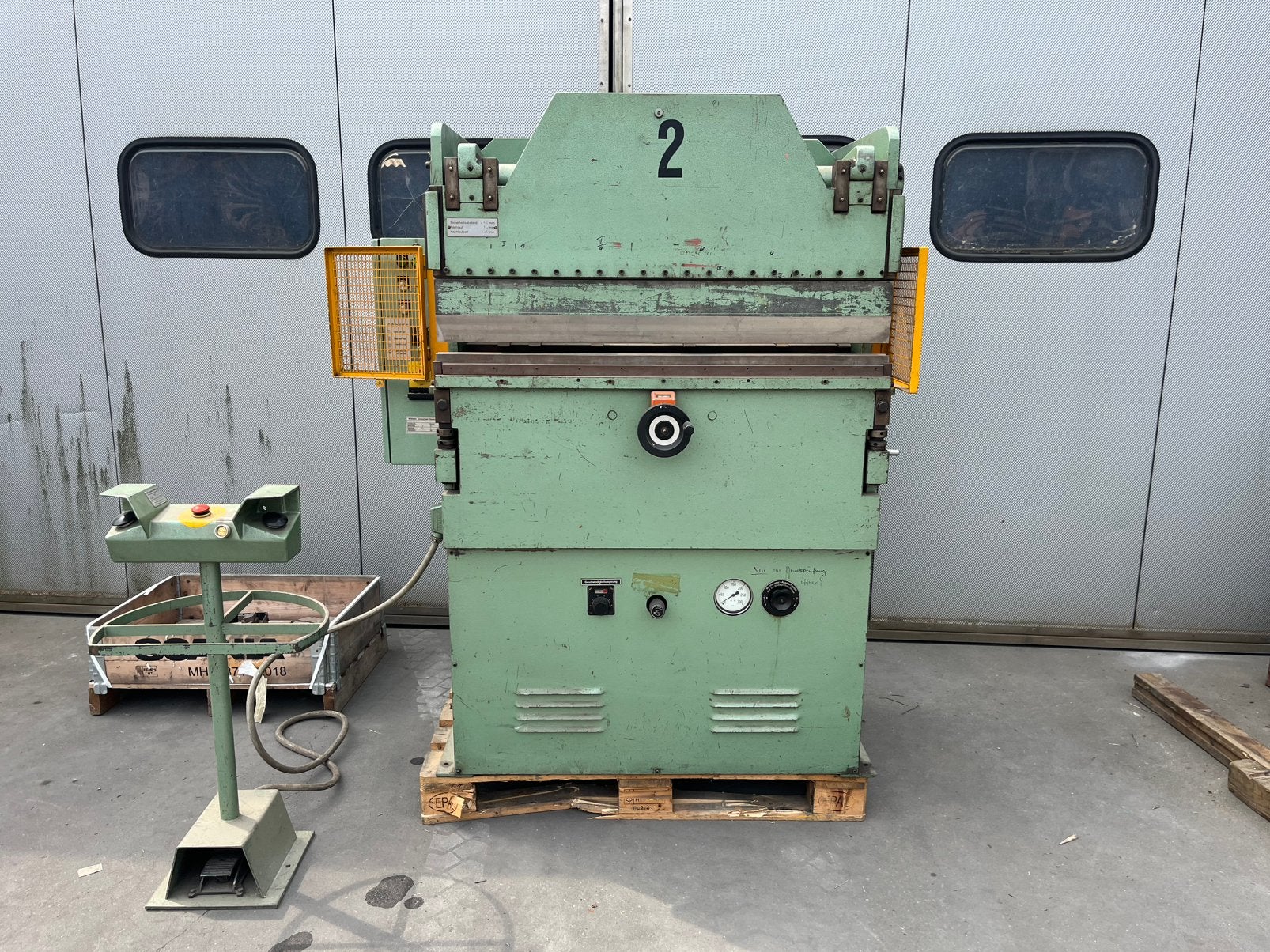 Kantbank Hydraulisch Cap 1070X20 ton met achteraanslag, Ophalen of Verzenden, Zo goed als nieuw