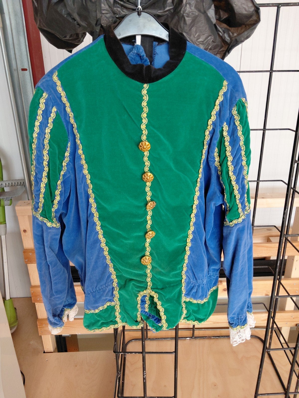 Pietenpak groen/blauw met vest, broek, pet, pruik, maillot, Ophalen of Verzenden, Gebruikt, Pak of Jurk