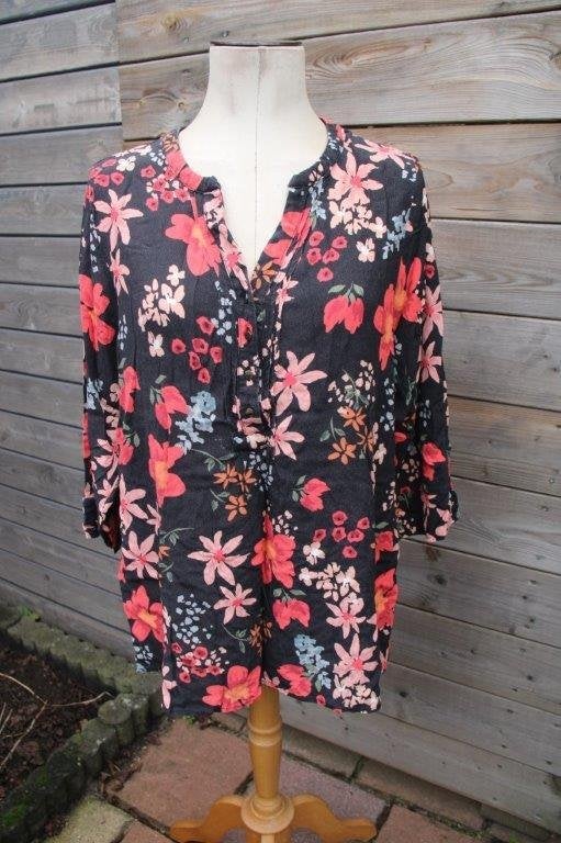 Tuniek zwart/ rood/ grijs Paprika mt XL Vaste prijs, Maat 46/48 (XL) of groter, Ophalen of Verzenden, Zo goed als nieuw, Paprika