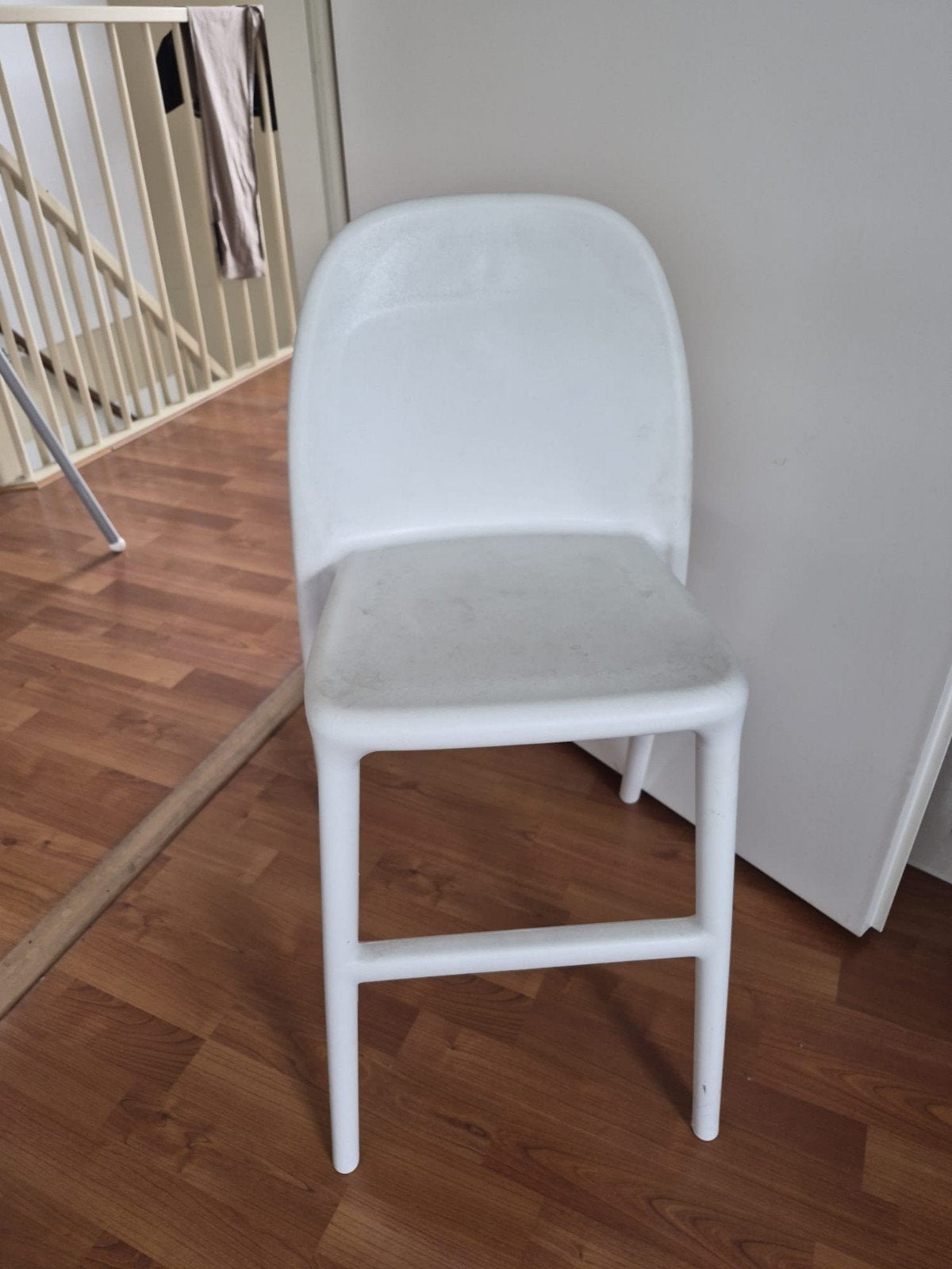 Witte kunststof ikea kinderstoel - Gebruikt, Huis en Inrichting, Stoelen, Ophalen, Kunststof, Gebruikt, Wit