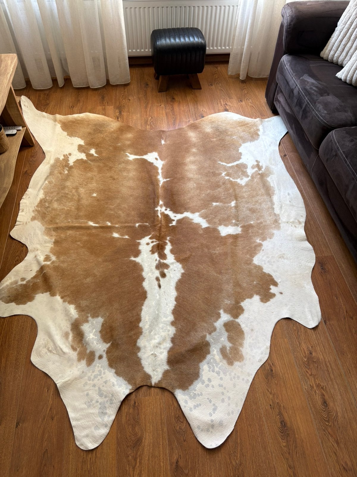 koeienhuid,  225  180 cm, 150 tot 200 cm, 200 cm of meer, Ophalen of Verzenden, Zo goed als nieuw