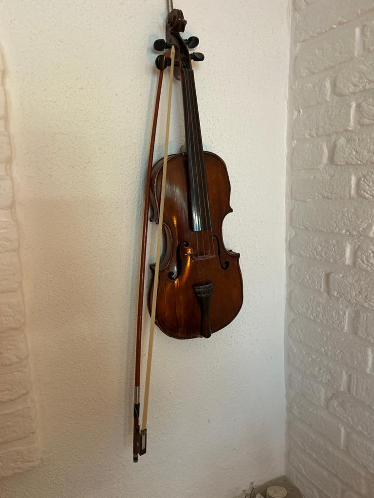 Vintage Viool met Strijkstok - Klassiek Muziekinstrument, Muziek en Instrumenten, Strijkinstrumenten | Violen en Altviolen, Gebruikt