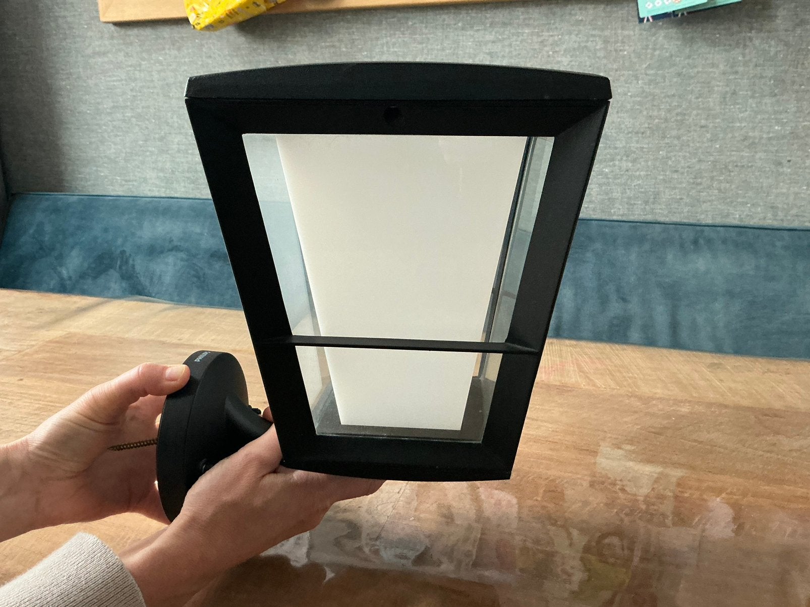 Philips buitenwandlamp - wit en kleur, Ophalen, Gebruikt, Minder dan 50 watt, Wandlamp