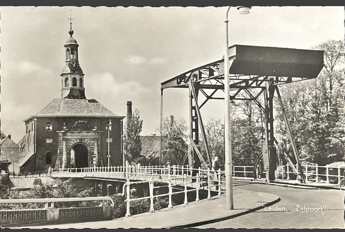 Leiden, Zijlpoort, Ophalen of Verzenden, 1960 tot 1980, Gelopen, Zuid-Holland