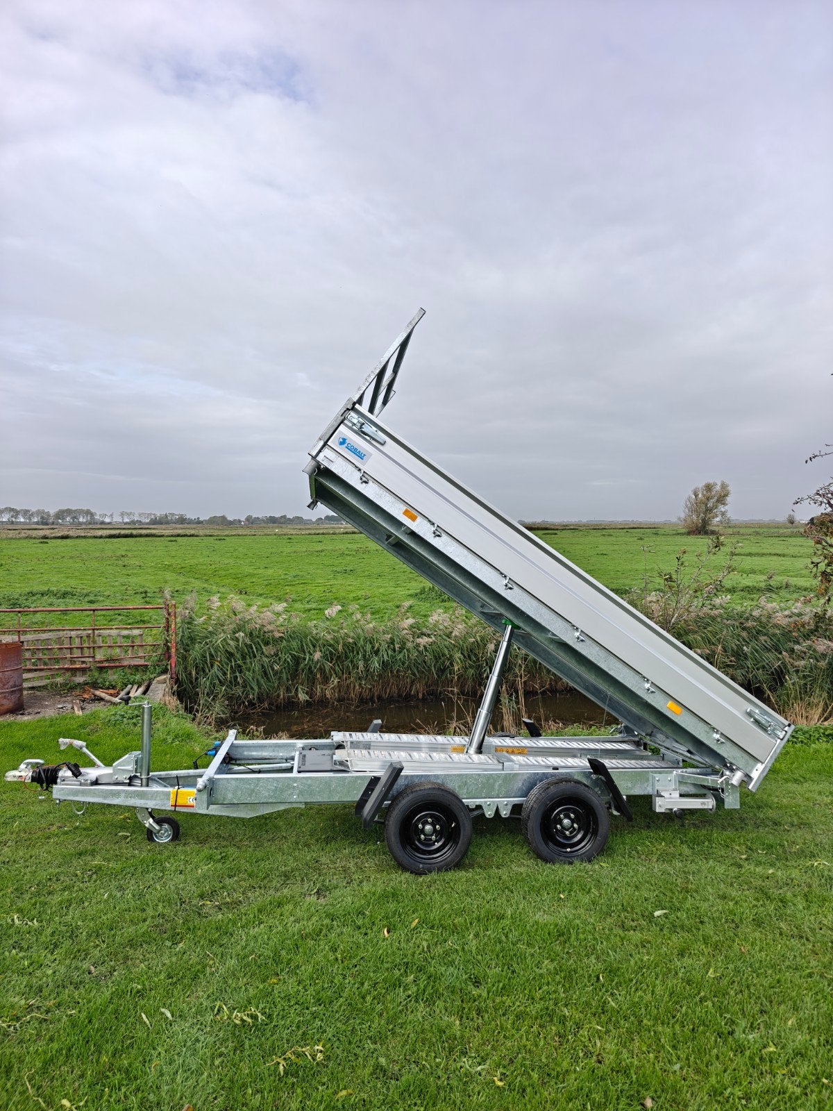 Demo Hapert kipper aanhanger 3500KG Parabool + Rijplaten, Auto diversen, Ophalen of Verzenden, Zo goed als nieuw