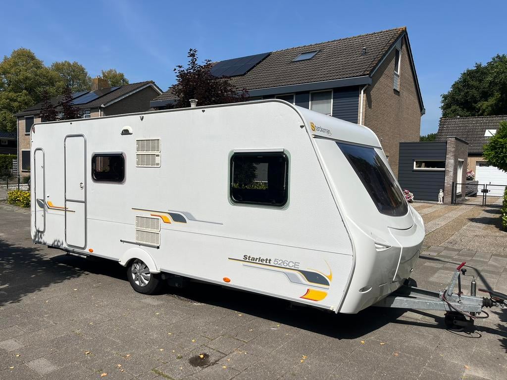 Caravan 6 persoons met stapelbed, vast bed & rondzit, Caravans en Kamperen, Sterckeman, Kachel, Particulier, 5 tot 6 meter