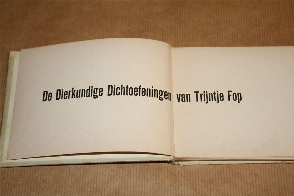 De dierkundige dichtoefeningen van Trijntje Fop. 1958., Ophalen of Verzenden, Gelezen