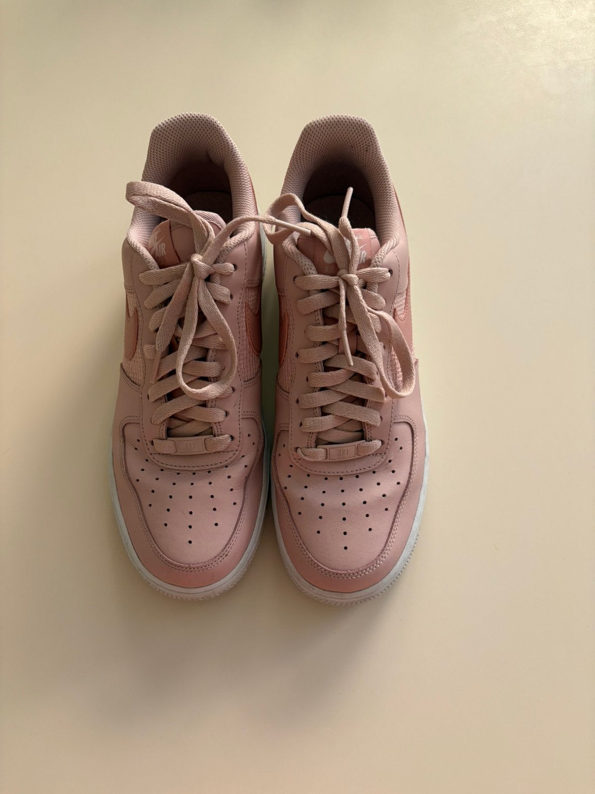 Nike Sneakers DJ9945-600 - Maat 42.5, Ophalen of Verzenden, Gedragen, Overige kleuren, Sneakers of Gympen
