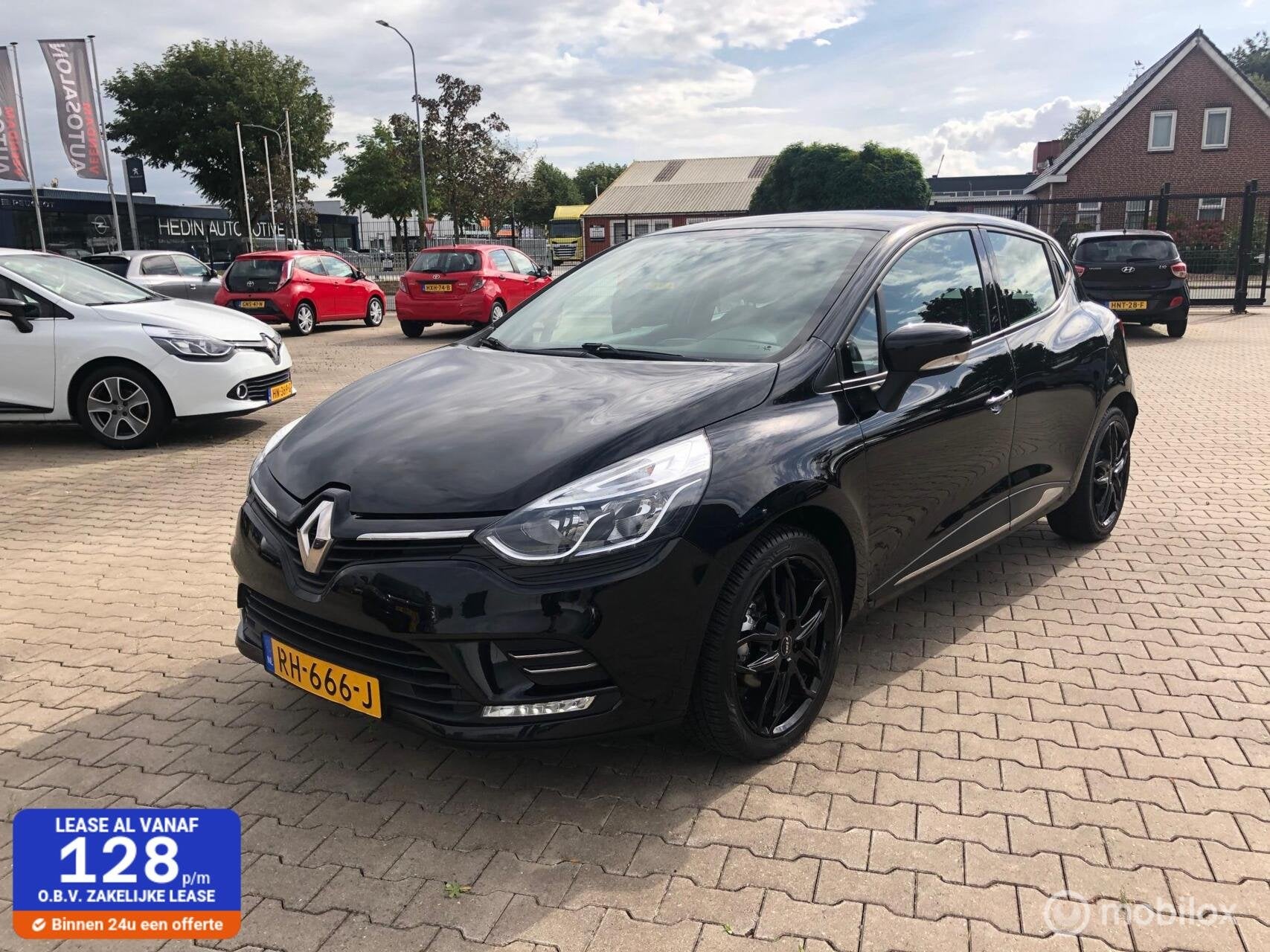 Renault Clio SPORT 5DRS HB NAVI LMV LED NW MODEL, Auto's, Voorwielaandrijving, 898 cc, Stof, Gebruikt
