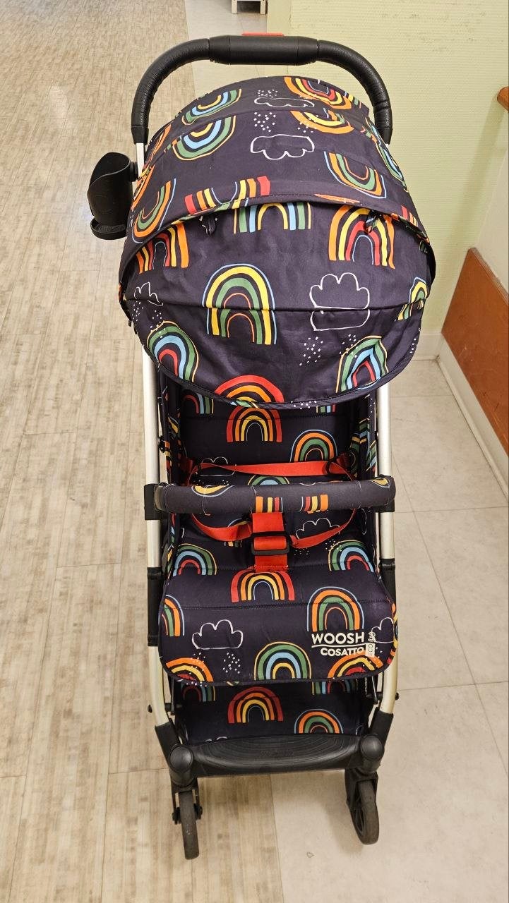 Kinderwagen Cosatto Woosh 3 with Footmuff Bundle Disco Rain, Kinderen en Baby's, Ophalen, Zo goed als nieuw