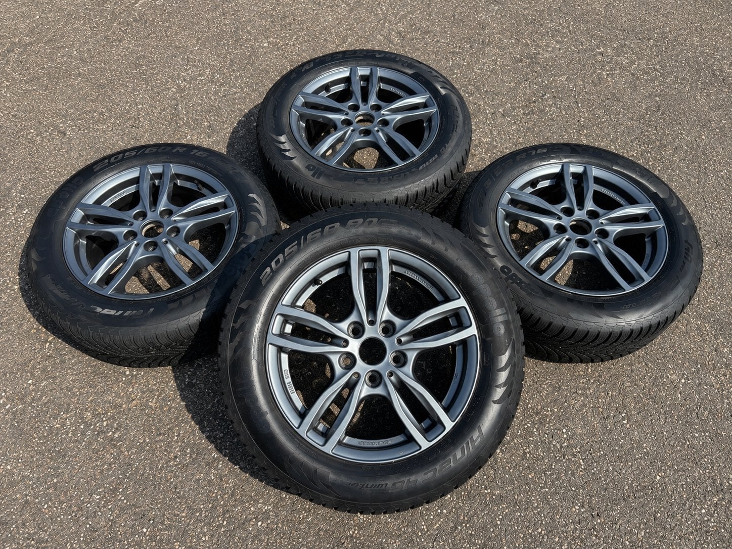 VW GOLF PASSAT AUDI A3 OCTAVIA VELGEN 16 INCH WINTERBAND, Auto-onderdelen, Banden en Velgen, Ophalen