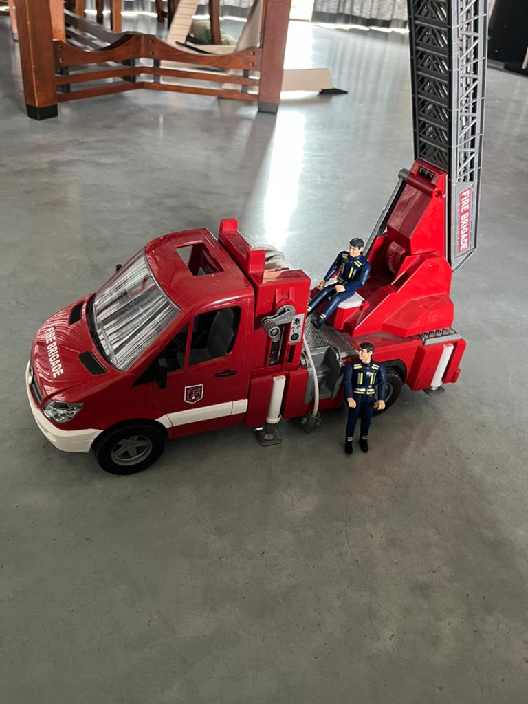 Bruder brandweerauto, Ophalen of Verzenden, Gebruikt