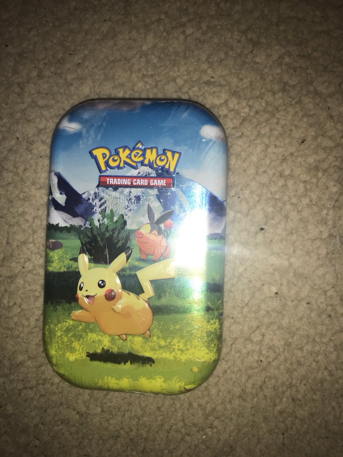 Pokémon Trading Card Game Tin Box Pikachu & Tepig, Ophalen of Verzenden, Gebruikt, Overige typen