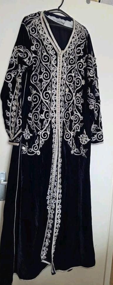 Takchita's en Jelabas te koop, Ophalen, Zo goed als nieuw, Maat 46/48 (XL) of groter, Overige typen