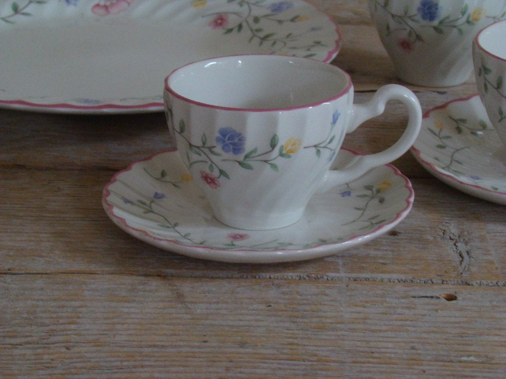 Servies, Engels, Johnson Brothers, SUMMER CHINTZ, gaaf, Antiek en Kunst, Ophalen of Verzenden