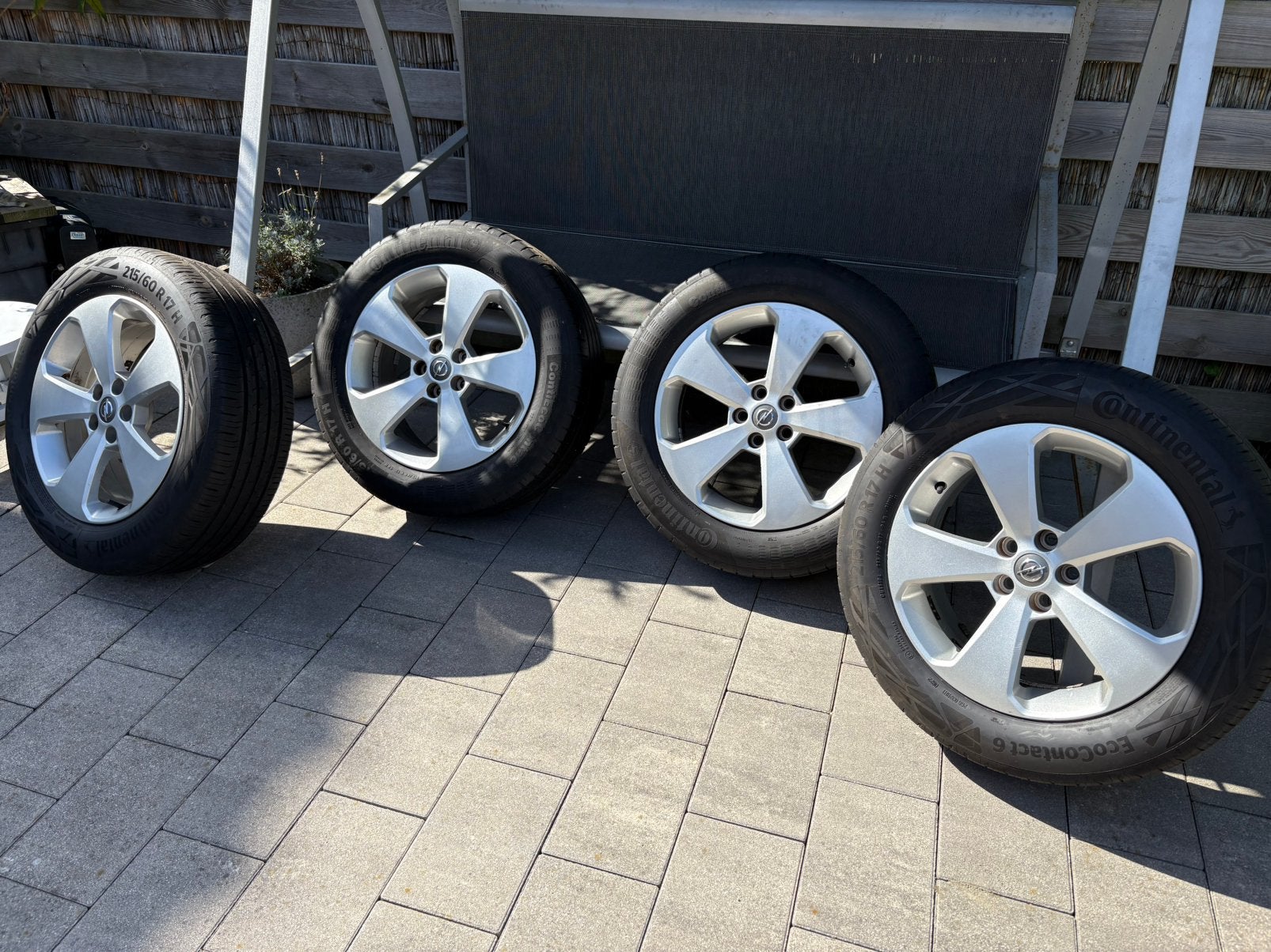 4 stuks Opel Mokka X velgen inc zomerband 215/60/R17, Ophalen, 215 mm, 17 inch, Zomerbanden