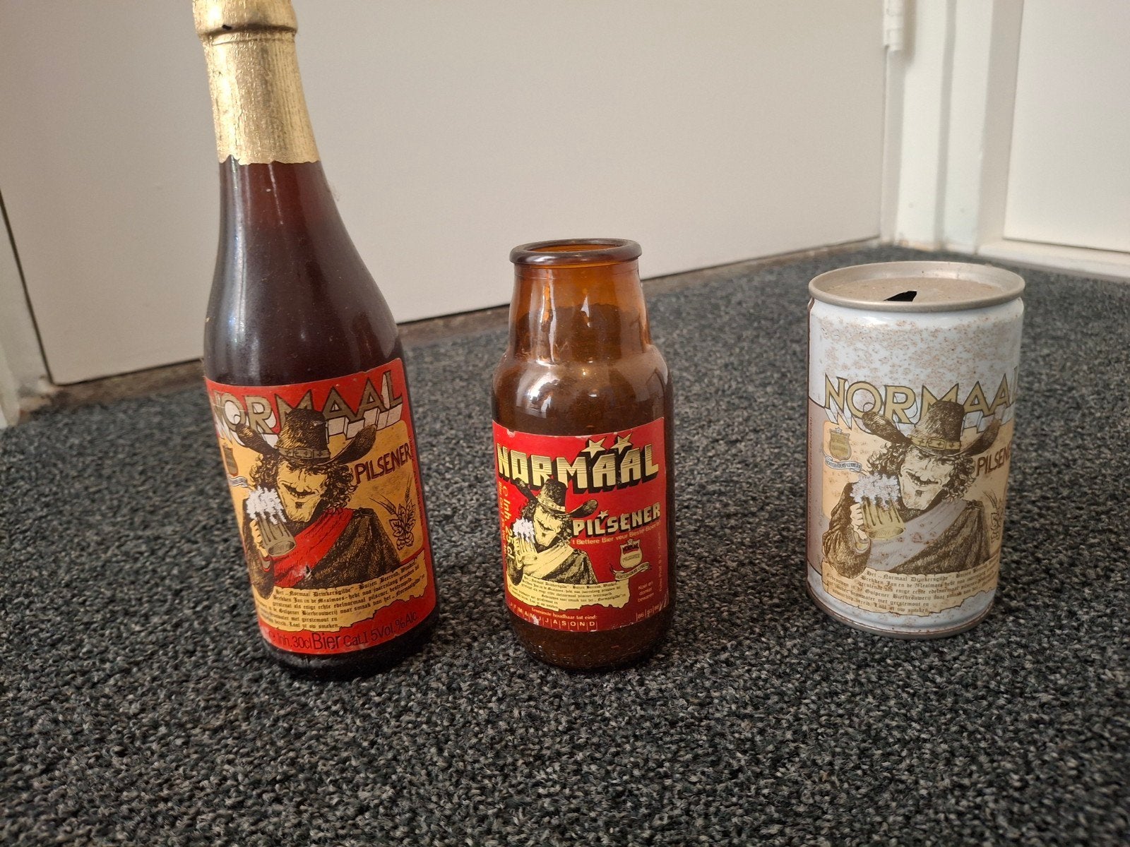 Normaal Pilsener verzameling: fles, miniatuurfles, blik, Ophalen of Verzenden, Gebruikt