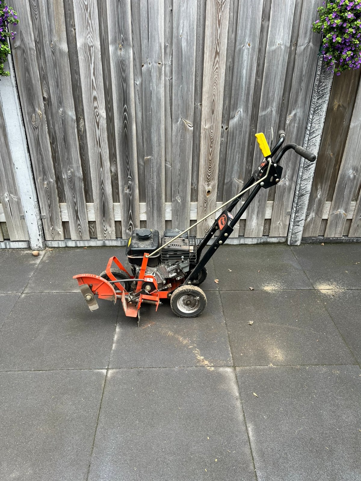 Ariens prof. kantensnijder Subaru 170cc, Ophalen of Verzenden, Gebruikt