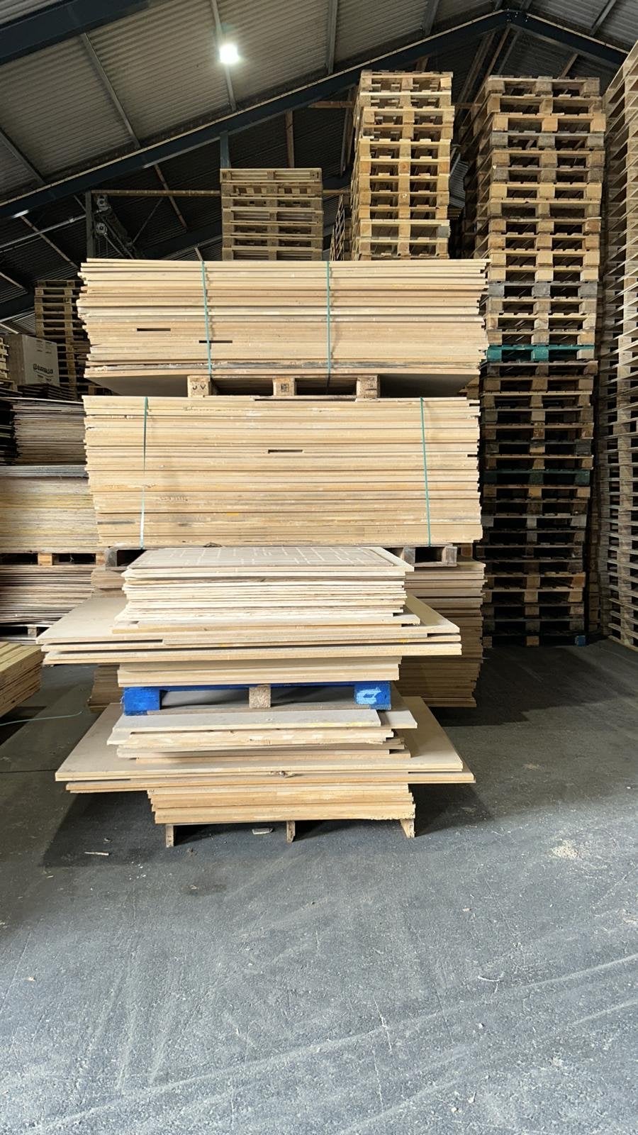 MDF Platen, Ophalen, Gebruikt, Minder dan 25 mm, 200 tot 250 cm