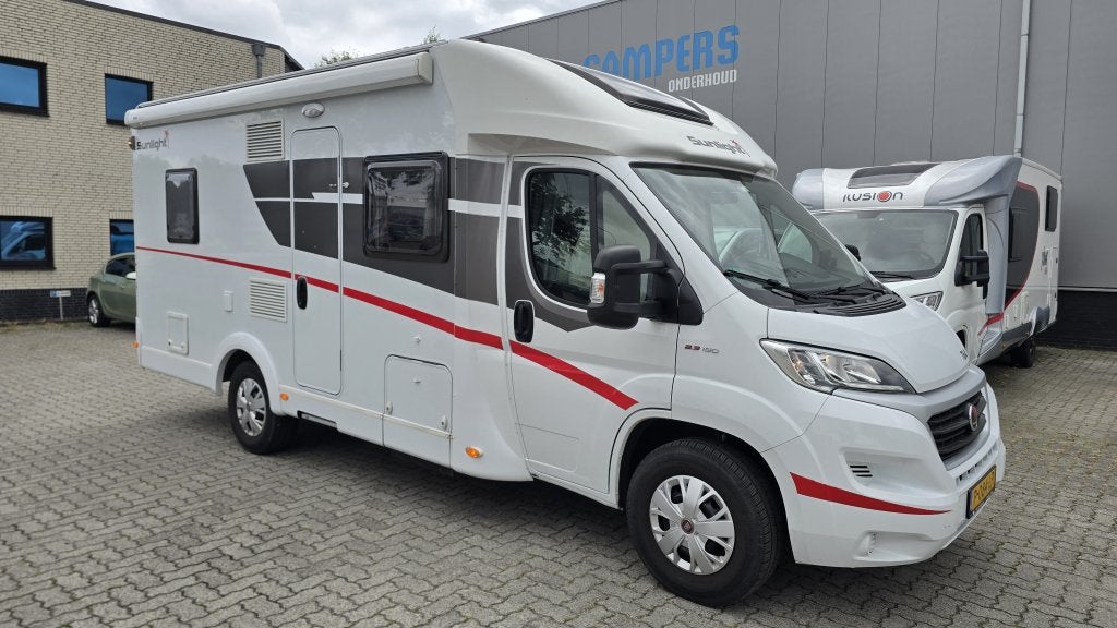 Sunlight T64, Caravans en Kamperen, Campers, Bedrijf, tot en met 4, Sunlight, Fiat, 6 tot 7 meter, Ringverwarming, Boiler, Douche