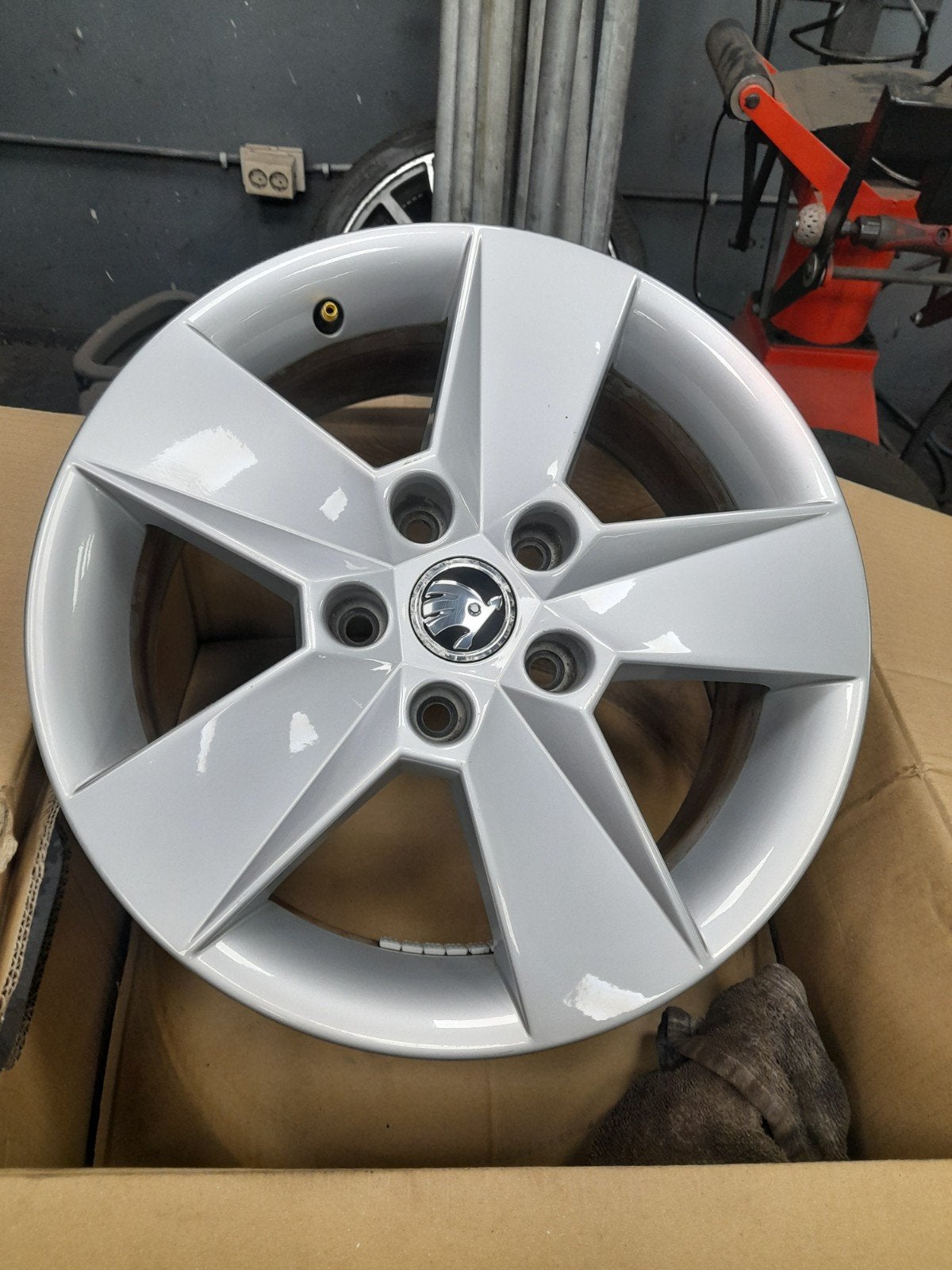16 Inch Skoda Octavia Superb Yeti velgen 5x112, Info@autobandenxl.nl, Gebruikt, Velg(en), 16 inch