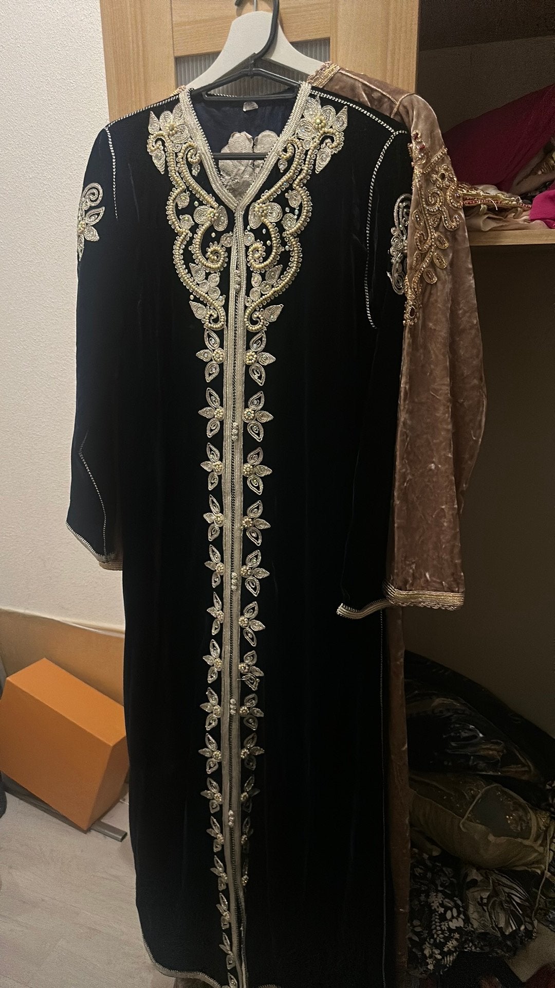 Zwarte velvet kaftan, Overige typen, Zwart, Ophalen of Verzenden, Zo goed als nieuw