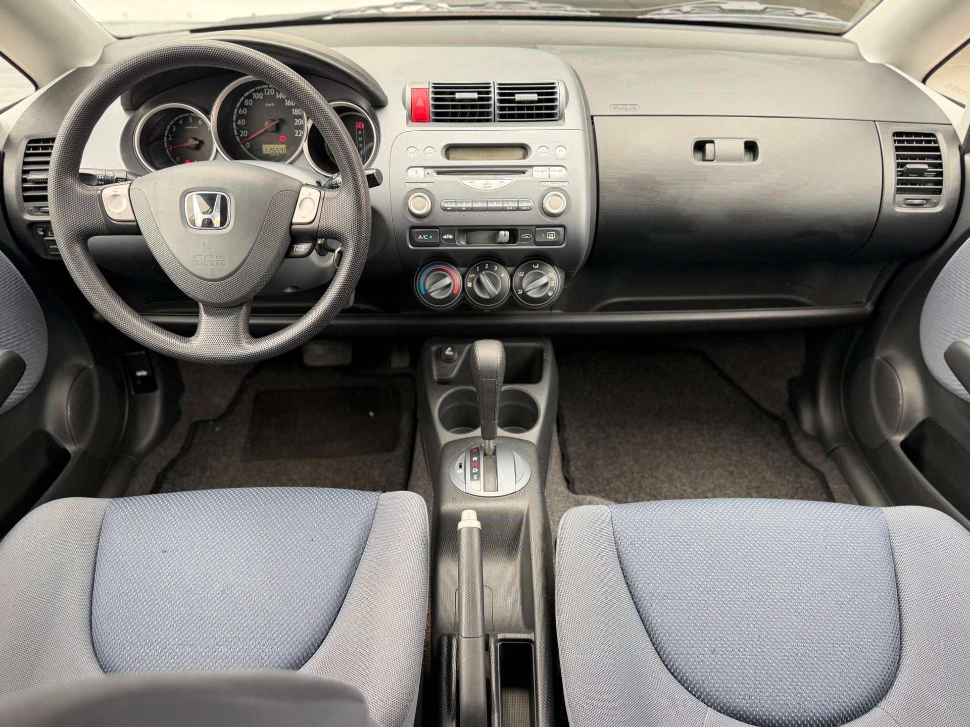Honda Jazz 1.4|NAP|AUTOMAAT|AIRCO|PDC|DEALEROH|TOPSTAAT|3EIG, Auto's, 83 pk, 4 cilinders, 990 kg, Origineel Nederlands