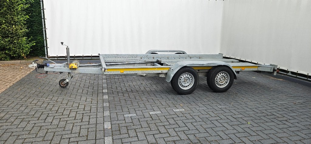 Eduard autoambulance / autotransporter, Ophalen, Gebruikt