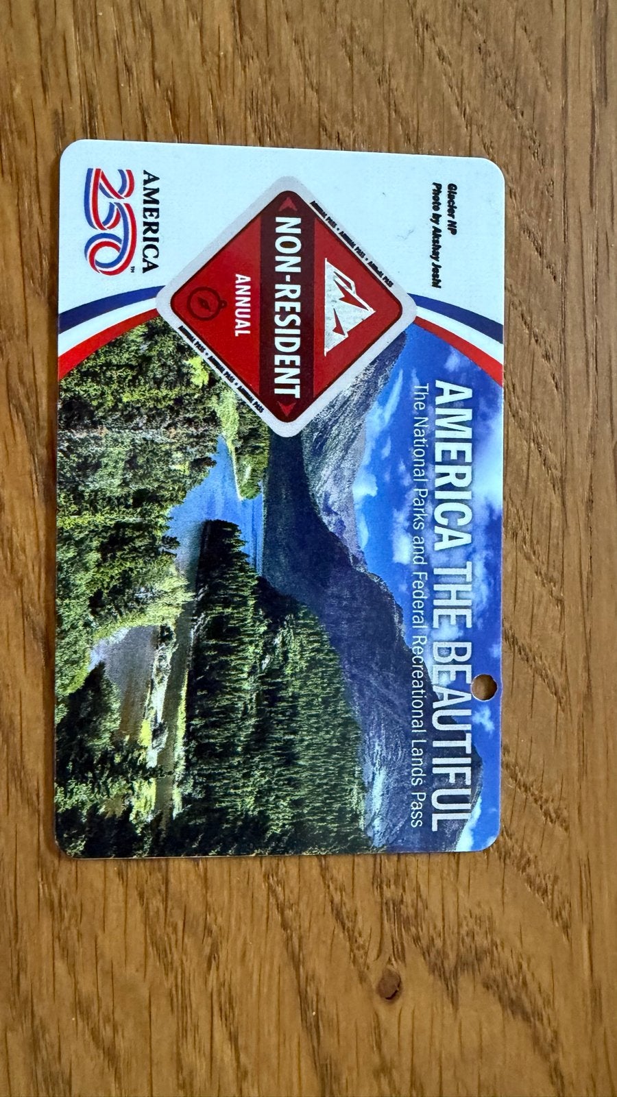 America’s Annual Beattiful Parkpass, Drie personen of meer