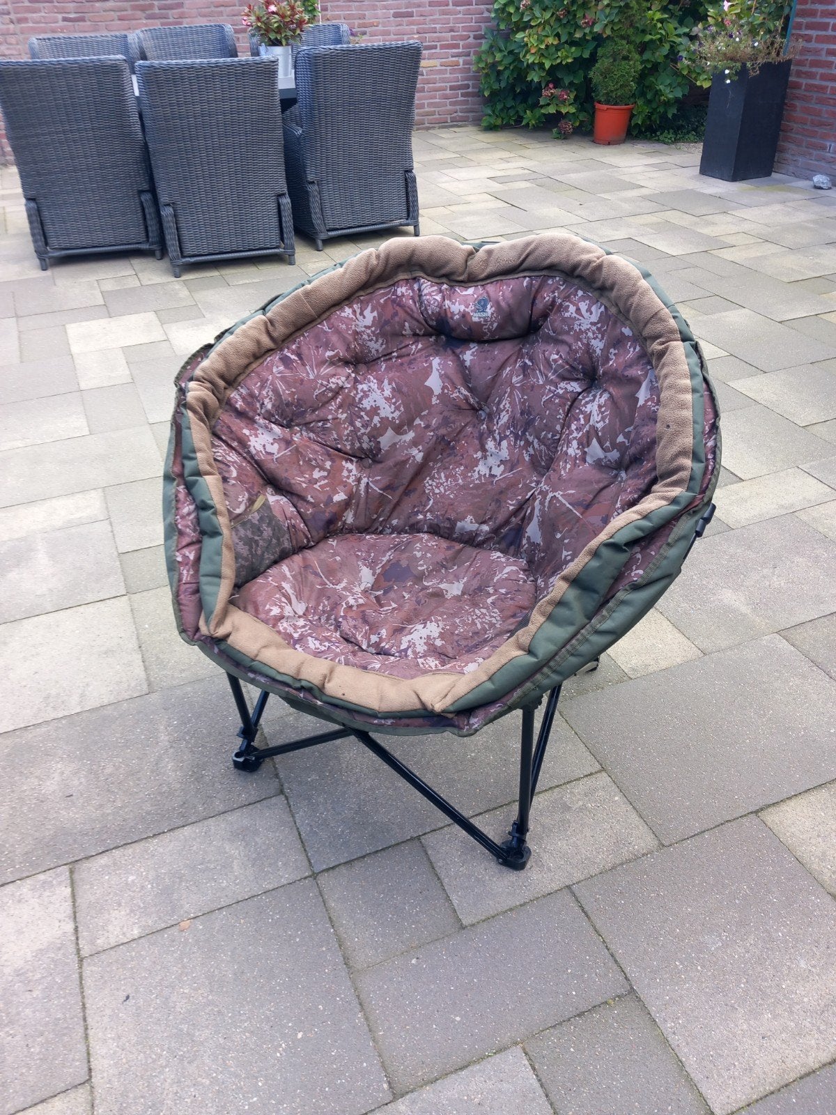 Schitterende Nash Indulgence moon chair visstoel., Watersport en Boten, Hengelsport | Karpervissen, Ophalen, Zo goed als nieuw