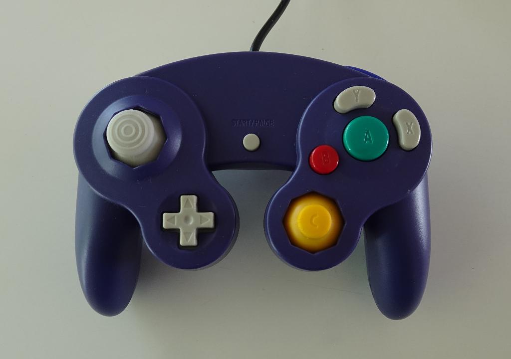Controller voor Nintendo GameCube, Spelcomputers en Games, Games | Nintendo GameCube, 1 speler, Zo goed als nieuw, Vanaf 3 jaar