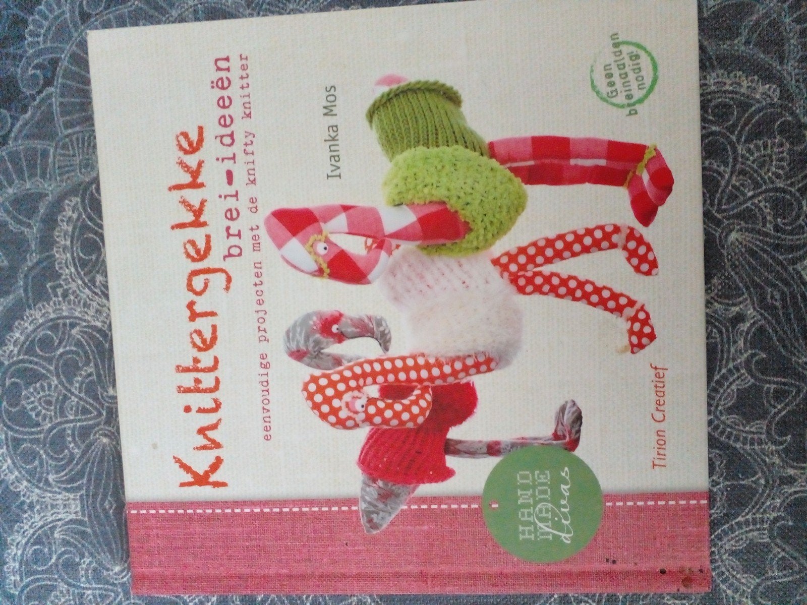 Knittergekke brei-ideeën: Eenvoudige projecten, Hobby en Vrije tijd, Verzenden, Zo goed als nieuw